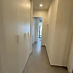 Apartamento Ana Maria's Excellent In Palasë