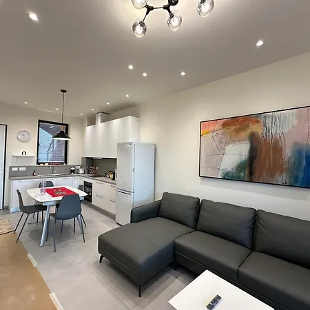 Ana Maria's Excellent In Apartment Paljasa