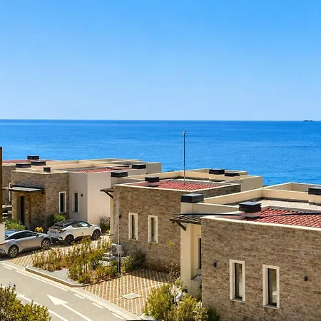 Ana Maria's Excellent Dhermi * Palasë