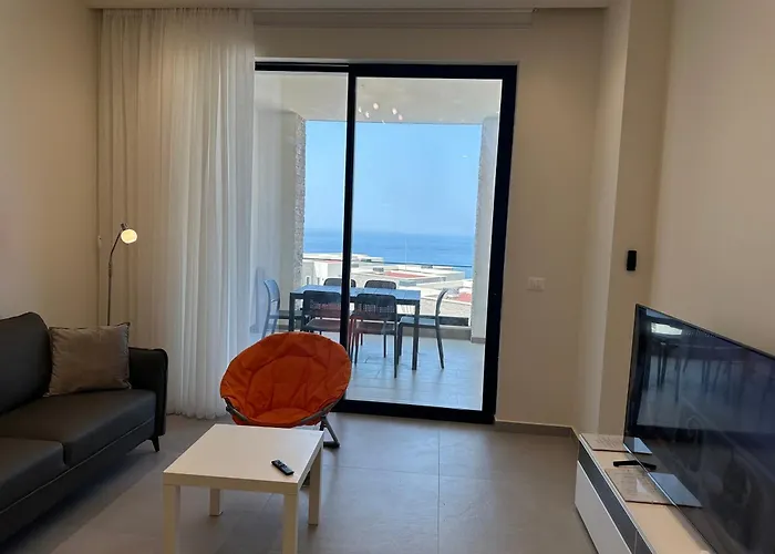 Ana Maria's Excellent In Διαμέρισμα